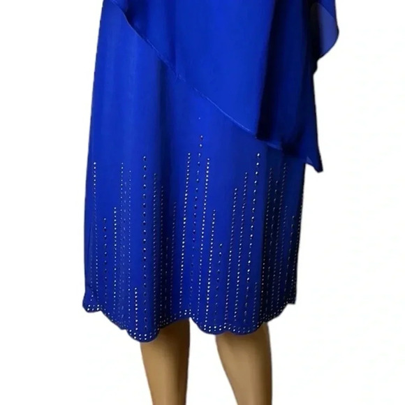 CLEO Mother  of the bride Blue Asymmetrical Lace event sheath dress. Beaded - Picture 5 of 12